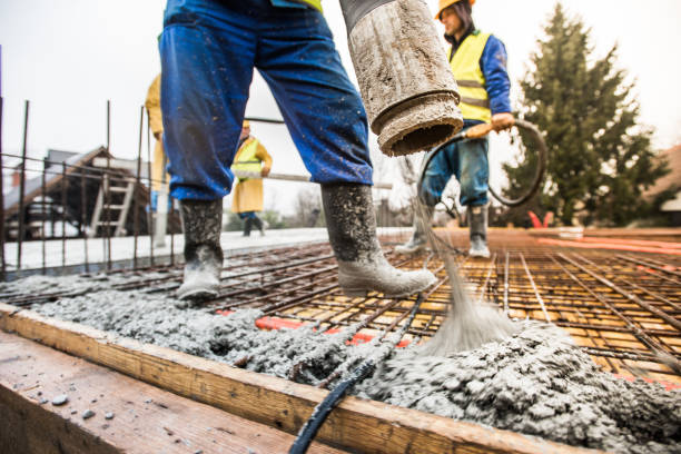 Best Commercial Concrete Services in Wilderness Rim, WA